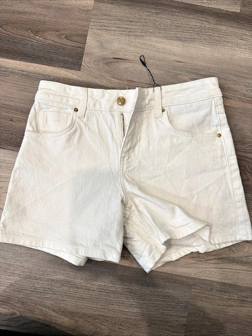 Zara High Rise Denim Shorts Denim Shorts in White Size 0